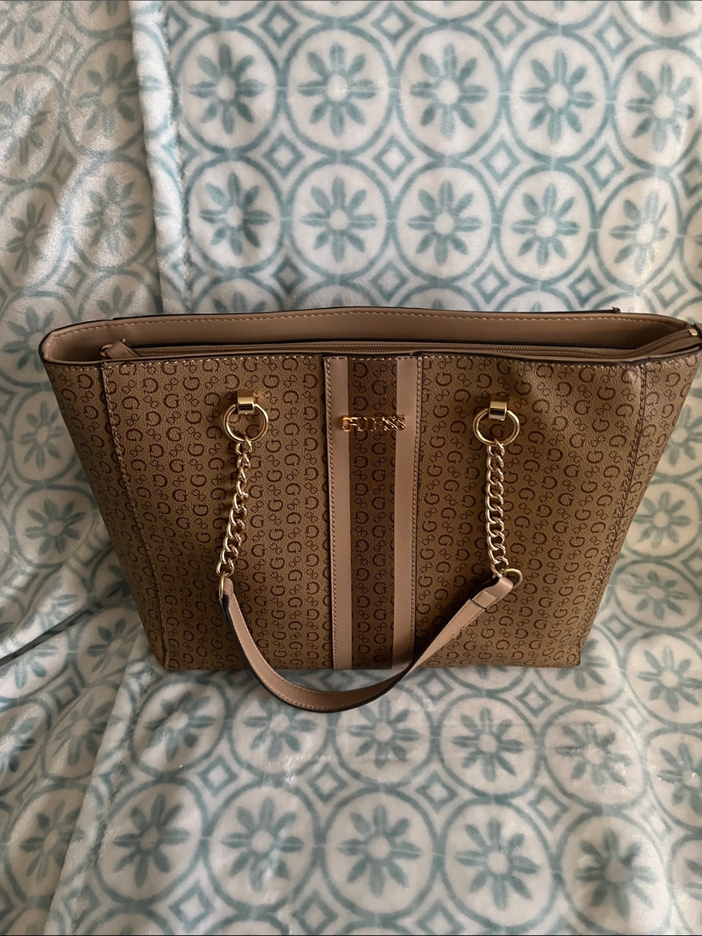GUESS Tan Logo-Print Tote with Gold Chain Straps